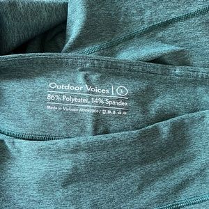 Outdoor Voices L green leggings